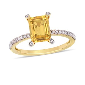 Citrine (1-1/2 ct.t.w.) and (1/10 ct.t.w.) Ring in 10k Yellow Gold