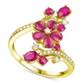 (1-1/2 ct. t.w.) & (1/4 ct. t.w.) Flower Statement Ring in 14k Gold